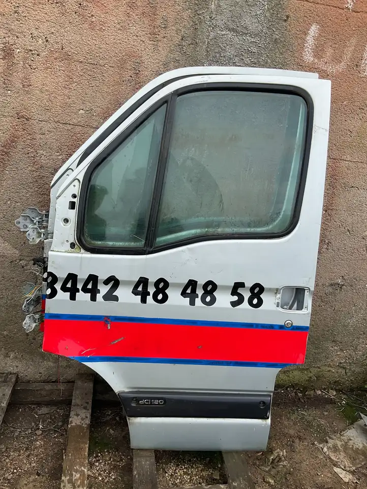 Renault Master II (2004 - 2010) Дверь — фото 2