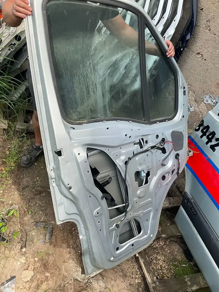 Renault Master II (2004 - 2010) Дверь — фото 3