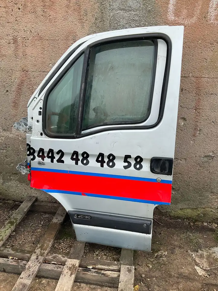 Renault Master II (2004 - 2010) Дверь — фото 1