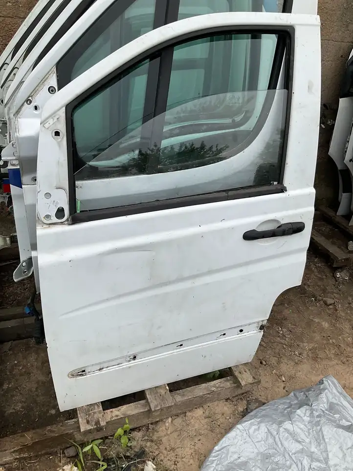 Mercedes-Benz Vito Viano W639 (2010 - 2015) Дверь — фото 4