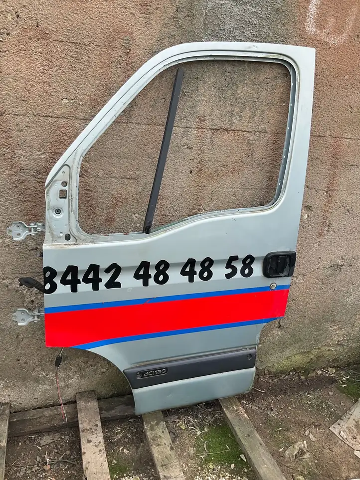 Renault Master II (2004 - 2010) Дверь — фото 2