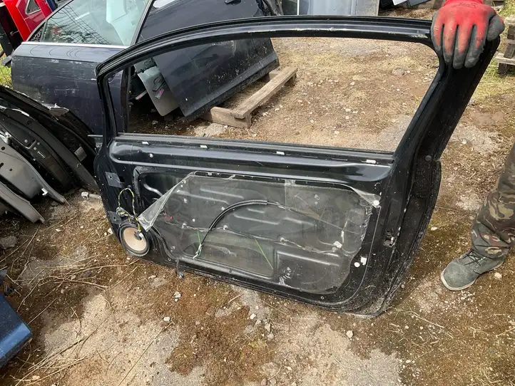 Opel Corsa D (2010 - 2014) Дверь — фото 2
