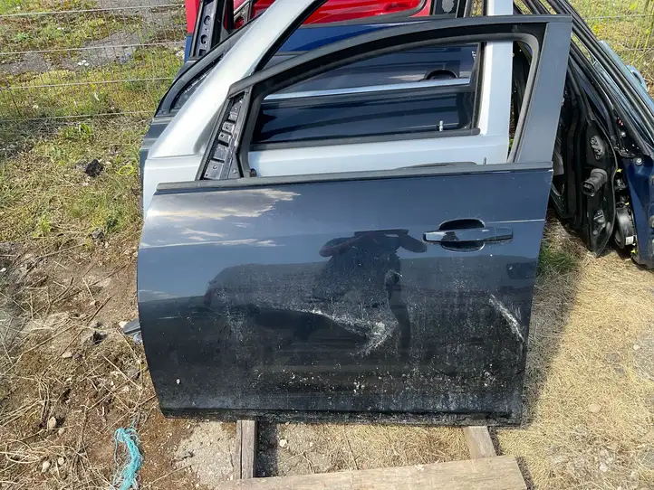 Opel Astra J (2012 - 2015) Дверь — фото 1