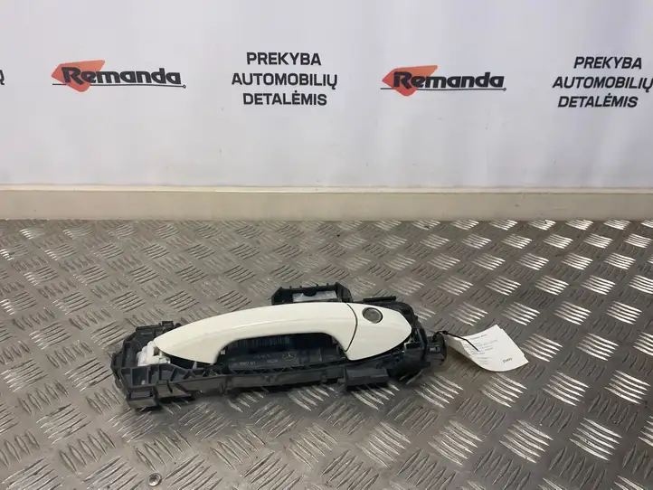 Mercedes-Benz CLA C117,X117,W117 (2013 - 2019) A204P602234 Наружная ручка двери — фото 1