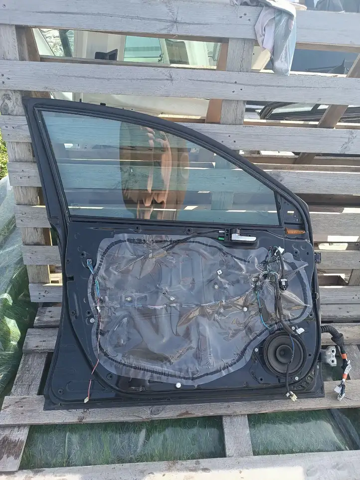 Toyota Avensis T250 (2003 - 2006) NOCODE Дверь — фото 4
