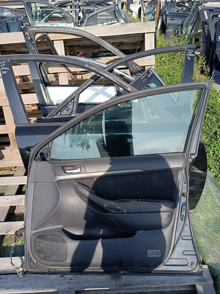 Toyota Avensis T250 (2003 - 2006) NOCODE Дверь — фото 4