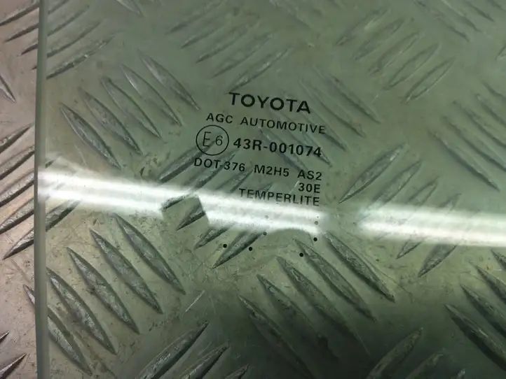 Toyota Highlander XU70 (2019 - ) 43R001074 Стекло передней двери — фото 2