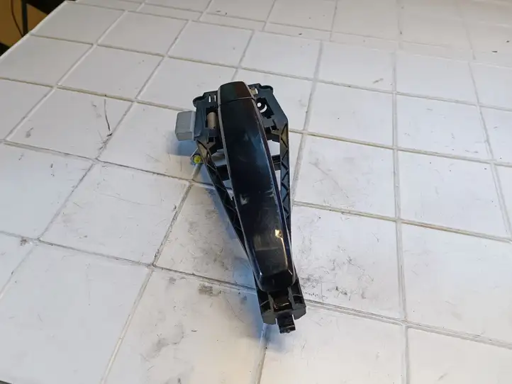 Opel Astra H (2004 - 2009) 24463525 Наружная ручка двери — фото 4