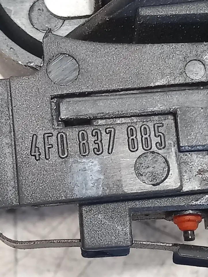 Audi A6 S6 C6 4F (2008 - 2011) 4F0837885 Наружная ручка двери — фото 4