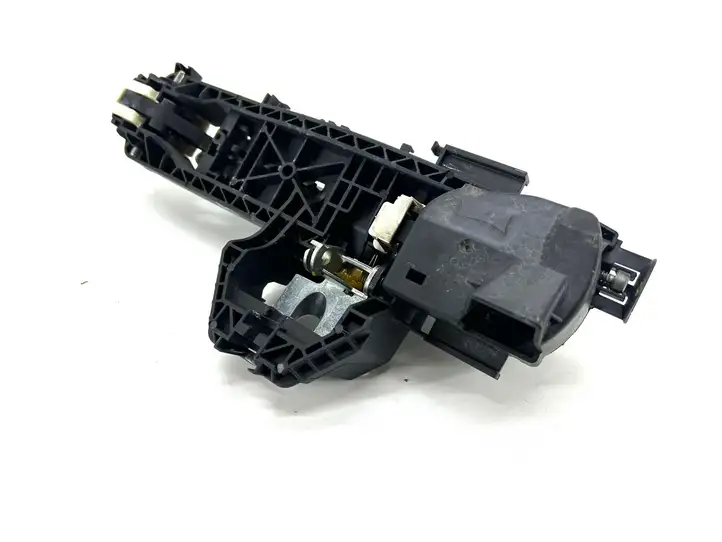 Mercedes-Benz C W204 (2007 - 2014)  A2047602234 Наружная ручка