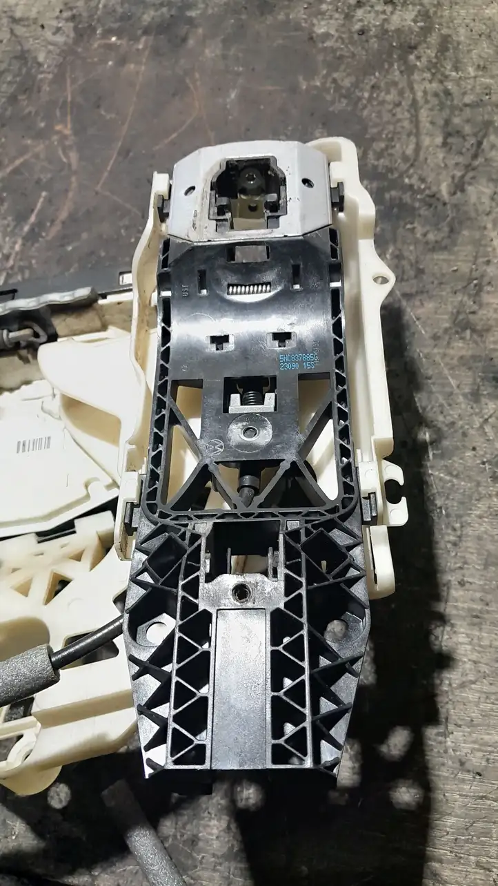 Volkswagen Tiguan (2007 - 2011) 5N08378856 Наружная ручка двери — фото 5