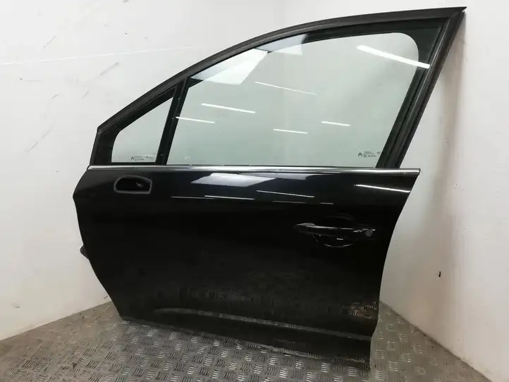 Citroen C4 (2011 - 2016) Дверь — фото 1