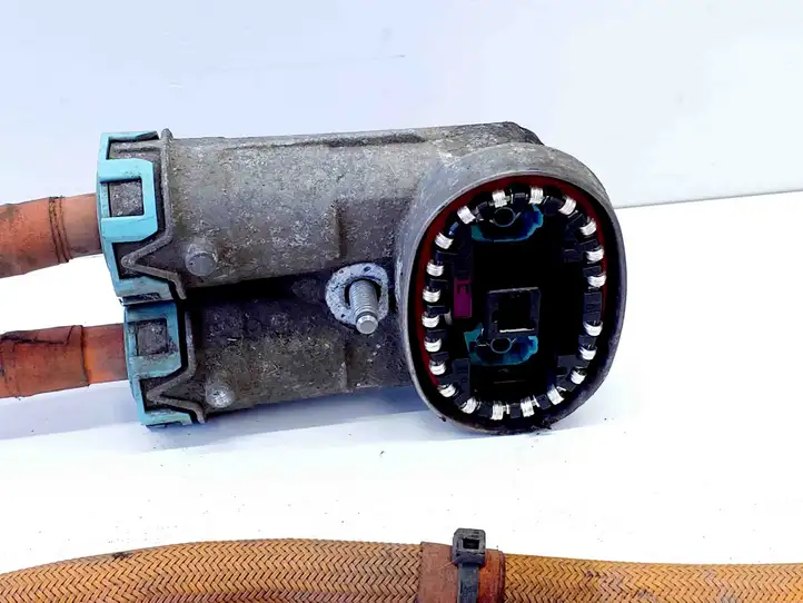 BMW i4 (2021 - )  5A38834 Плюсовый провод (аккумулятора)