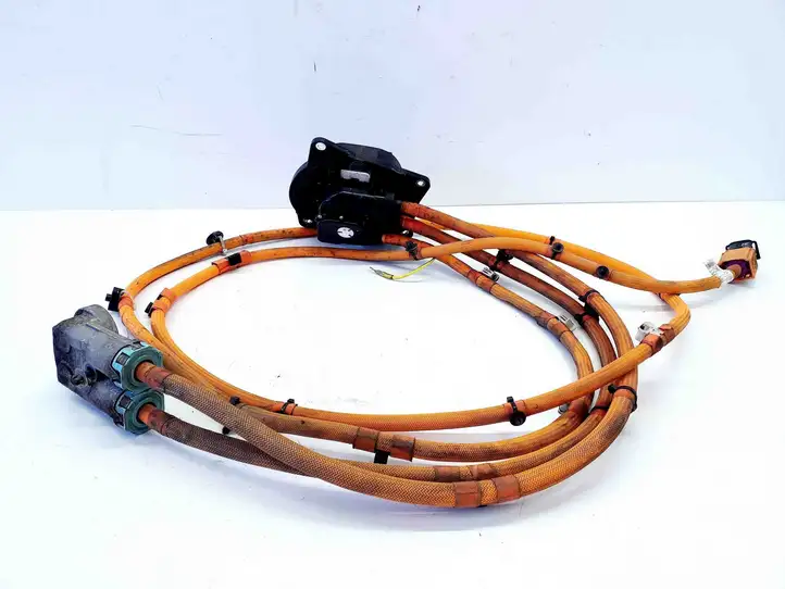 BMW i4 (2021 - )  5A38834 Плюсовый провод (аккумулятора)