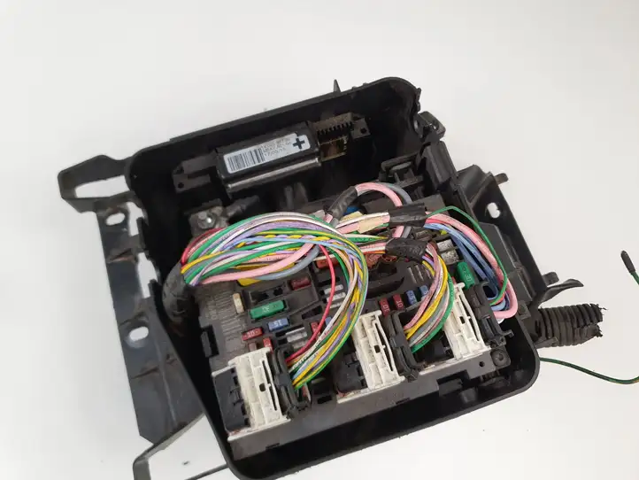 Peugeot Expert (2007 - 2016)  1400550780 Модуль управления BSM