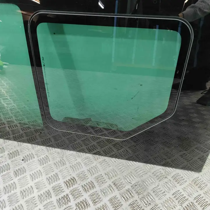 Opel Vivaro (2014 - 2018) 833430064R Боковое стекло в середине кузова — фото 5