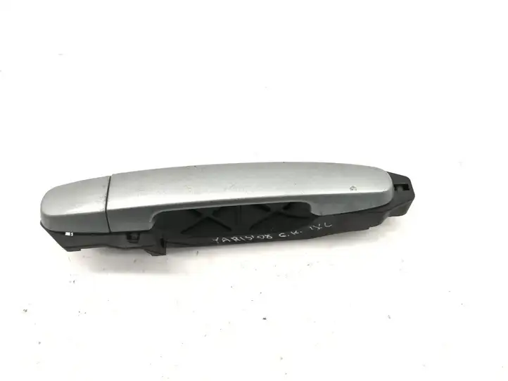 Toyota Yaris (2005 - 2009) Наружная ручка двери — фото 1