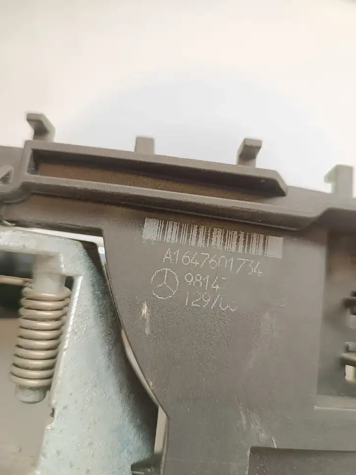 Mercedes-Benz ML W164 (2005 - 2011)  A1647601734 Наружная ручка