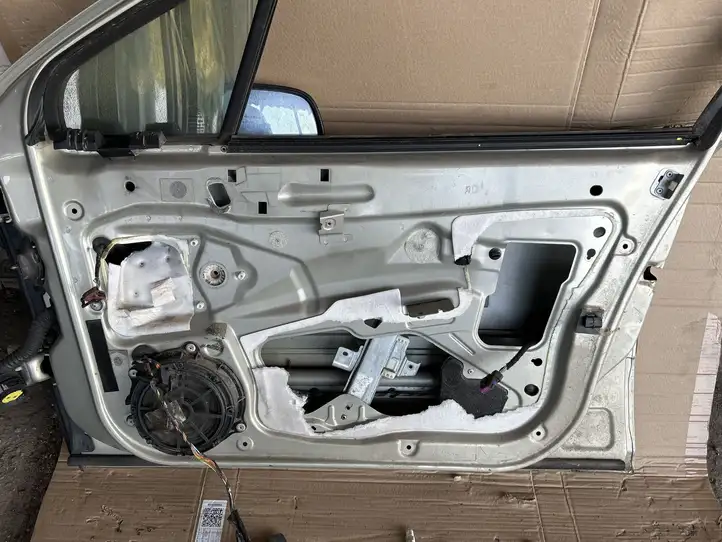 Peugeot 407 (2004 - 2011) Дверь — фото 3