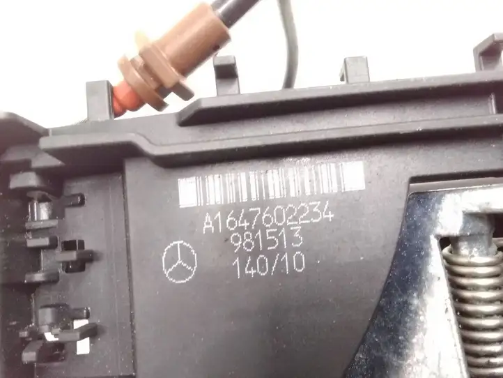 Mercedes-Benz ML W164 (2005 - 2011) A1647602234 Наружная ручка двери — фото 7
