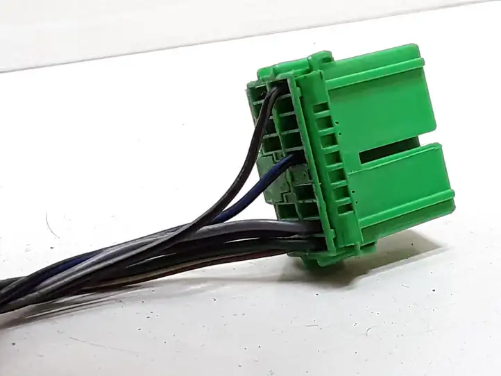 Volvo V70 (2007 - 2013)  30734899 Зеркало боковое с электрическим приводом