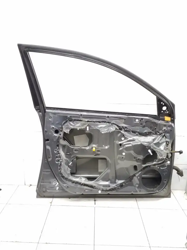 Toyota Avensis T250 (2006 - 2009) Дверь — фото 3