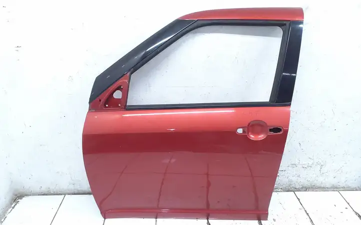 Suzuki Swift (2004 - 2010) Дверь — фото 1