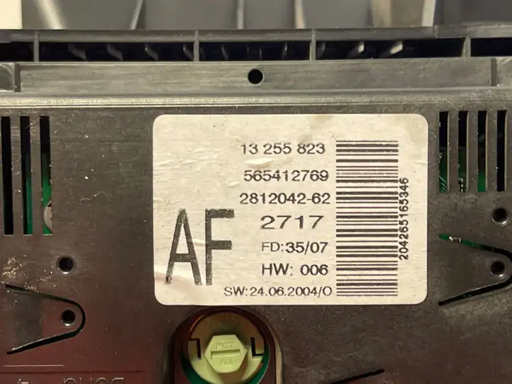 Opel Astra H (2004 - 2009) 13255823 Дисплей — фото 3