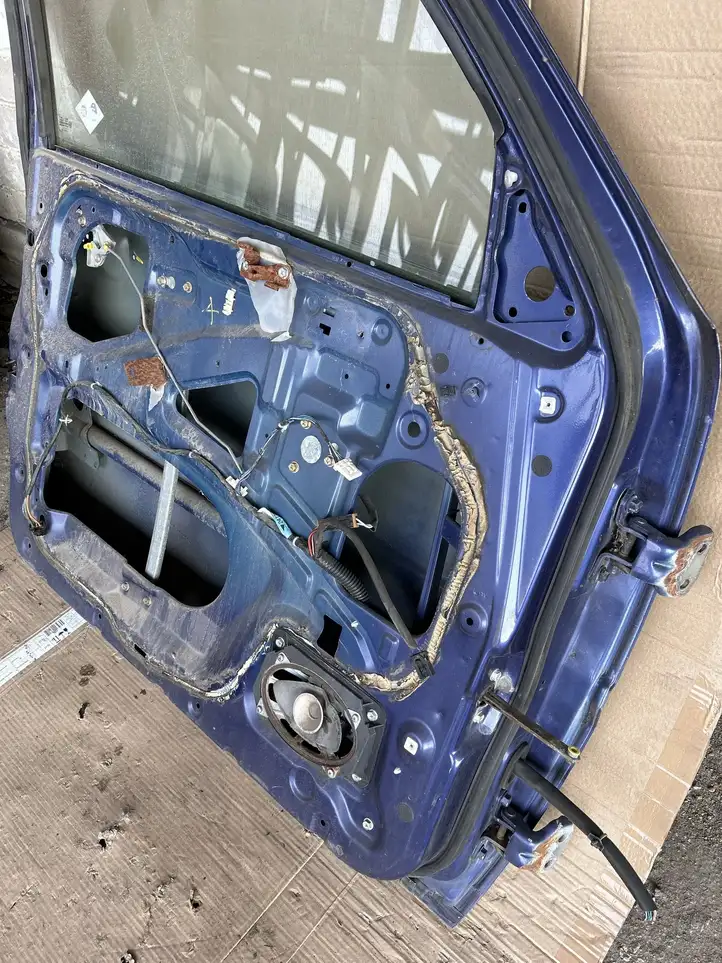 Nissan Terrano (1992 - 2006) Дверь — фото 4