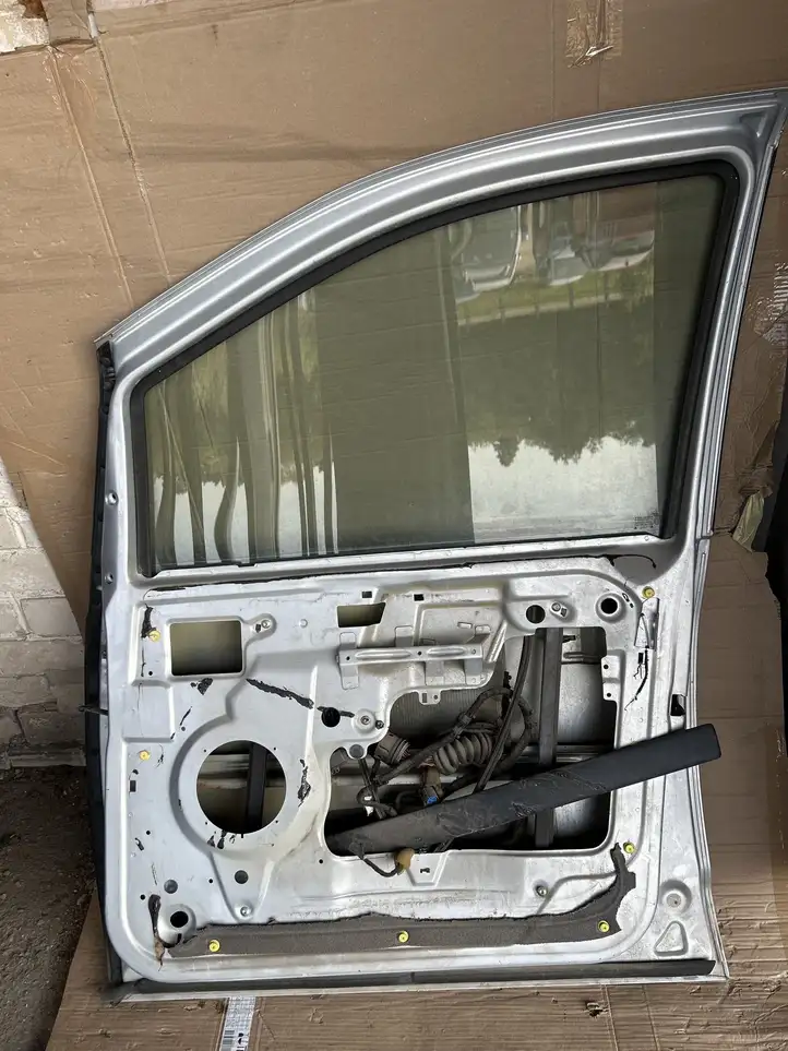 Volkswagen Sharan (2003 - 2010) Дверь — фото 2