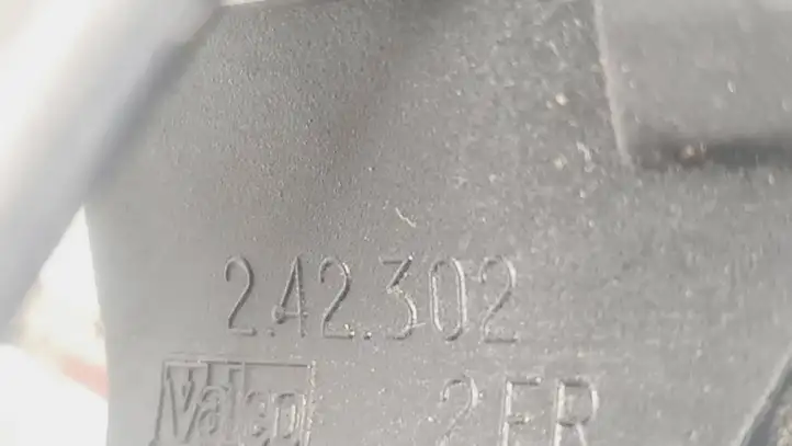 Toyota Corolla Verso AR10 (2004 - 2009) 242302 Наружная ручка двери — фото 4