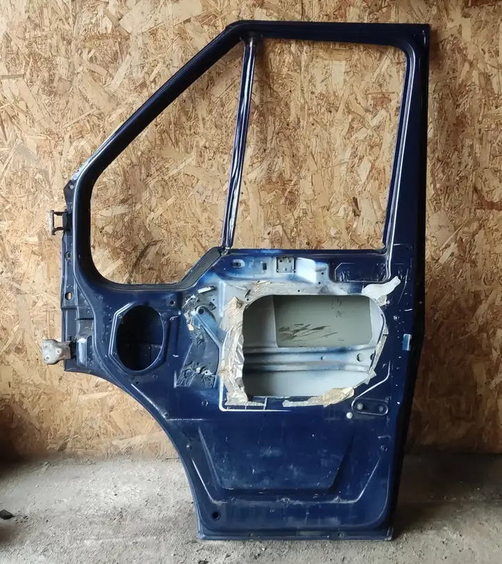 Ford Transit (2000 - 2006) Дверь — фото 2