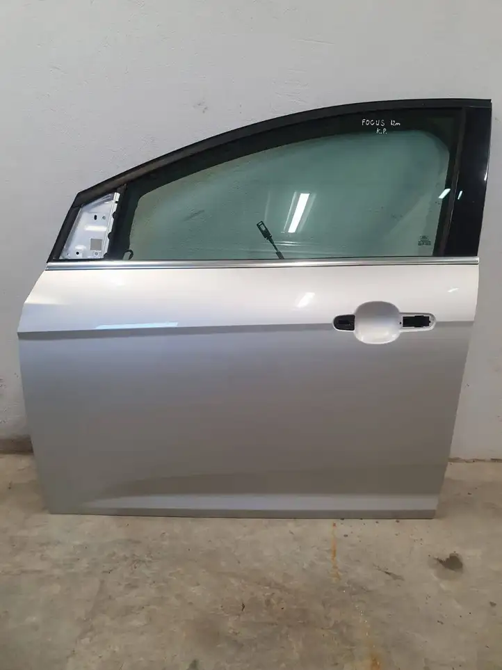 Ford Focus (2011 - 2015) Дверь — фото 6