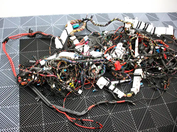 BMW X5 F15 (2013 - 2017) 9320905 Прочая электропроводка — фото 2