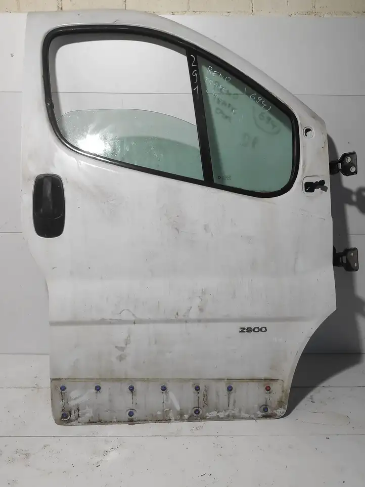 Renault Trafic II (X83) (2002 - 2014) Дверь — фото 1