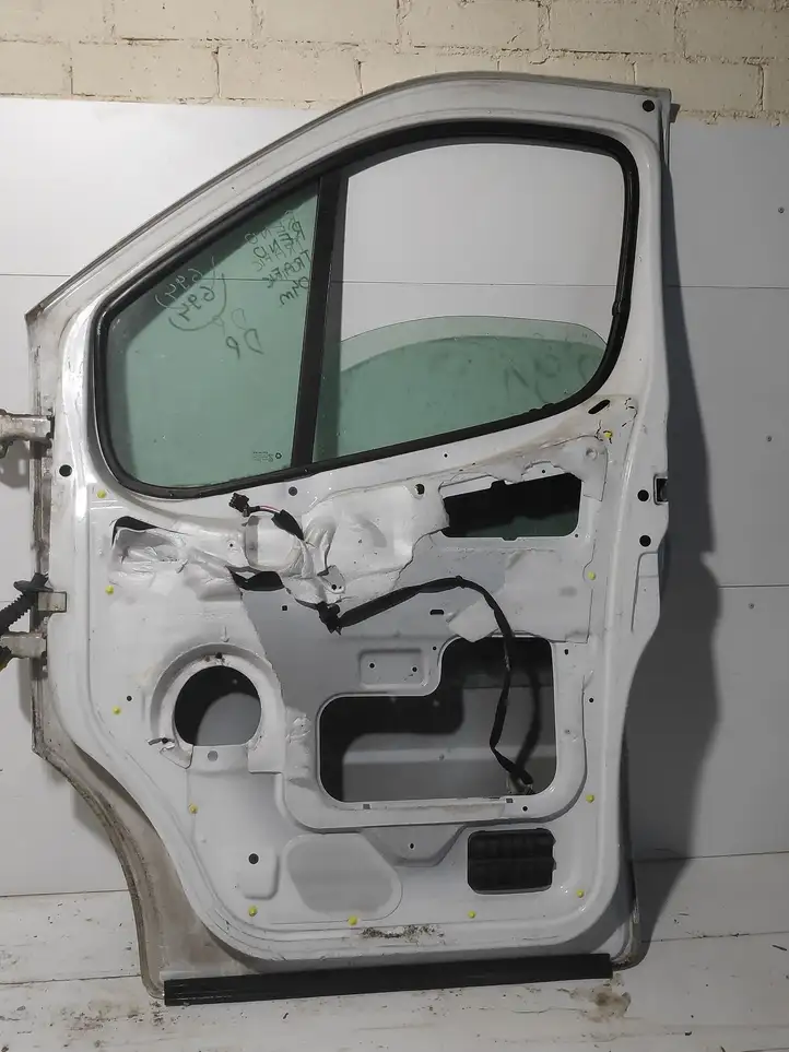 Renault Trafic II (X83) (2002 - 2014) Дверь — фото 2