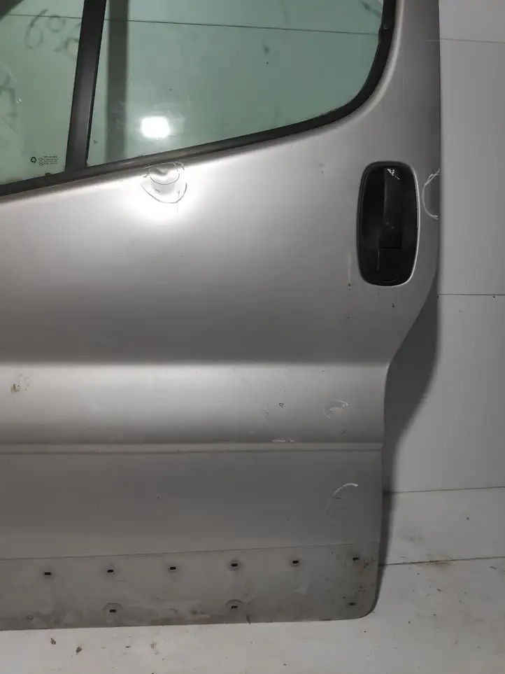 Renault Trafic II (X83) (2002 - 2014) Дверь — фото 3