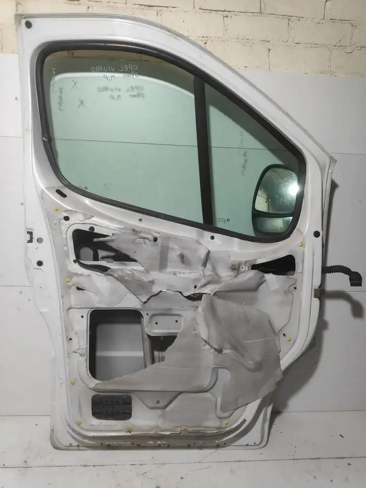 Opel Vivaro (2006 - 2014) Дверь — фото 2