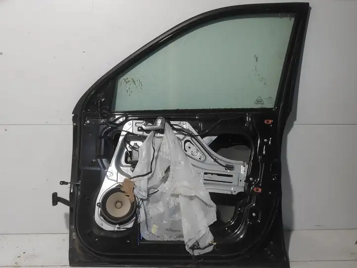 Kia Sportage (2004 - 2008) Дверь — фото 2