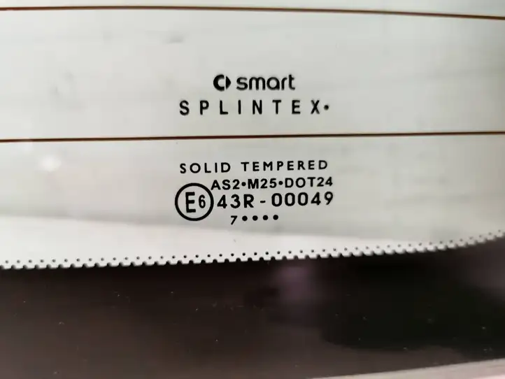 Smart ForTwo I (2000 - 2007) Открывающееся стекло крышки багажника — фото 5