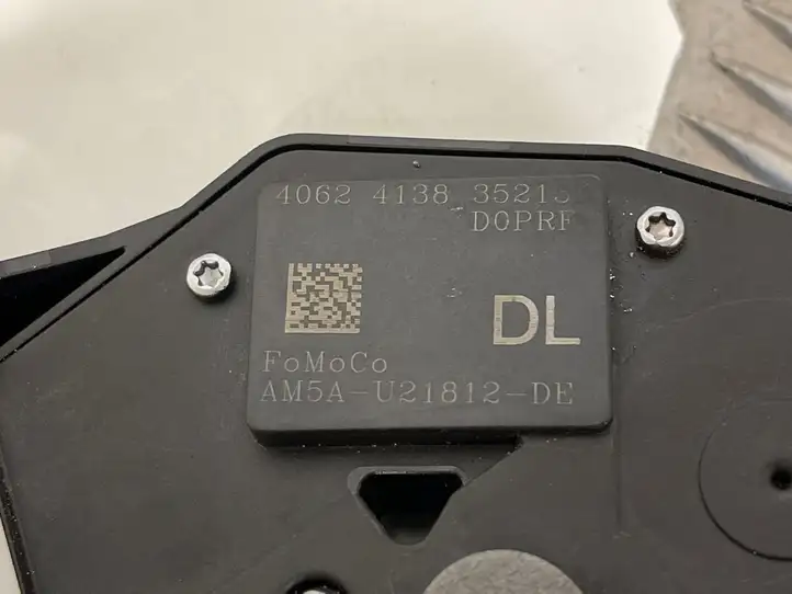 Ford Transit - Tourneo Connect (2009 - 2017) 4062413835213 Замок передней двери — фото 3