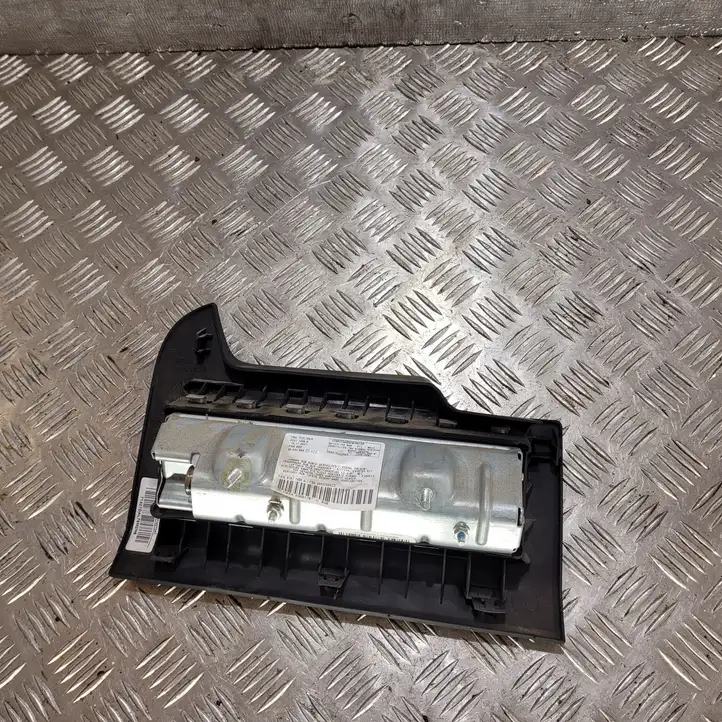 Citroen C4 I Picasso (2006 - 2013) 96600568ZD Коленная подушка безопасности — фото 2