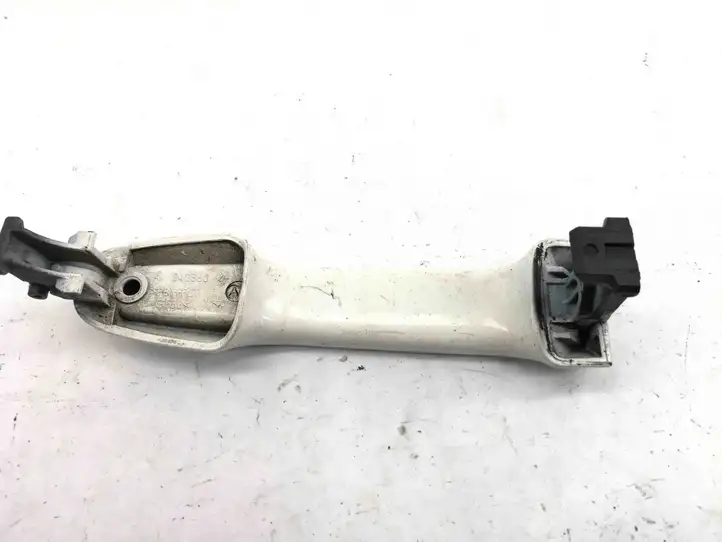 Toyota Verso (2012 - 2015) Наружная ручка двери — фото 2