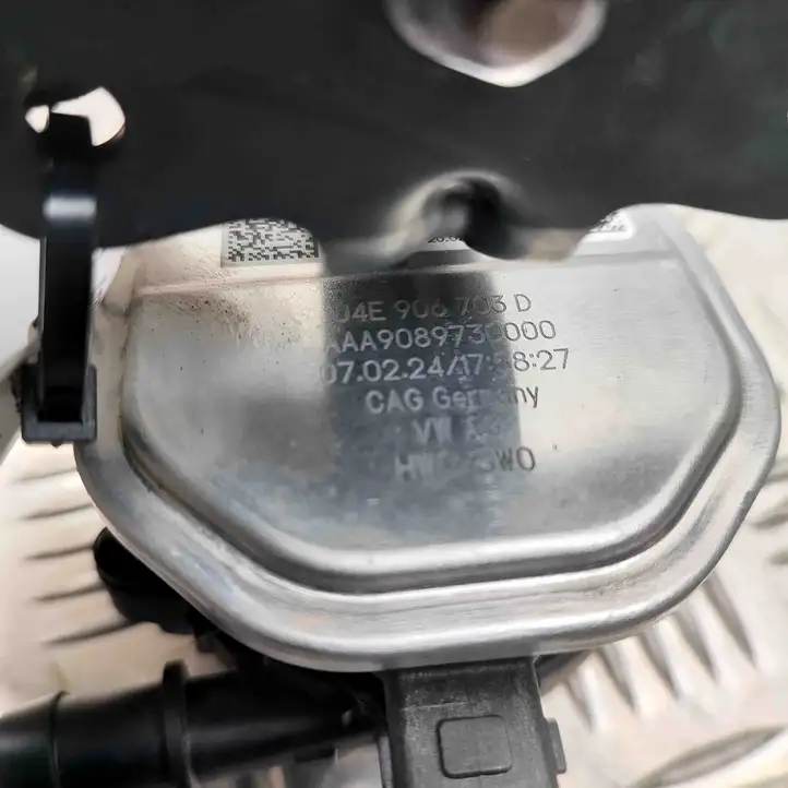 Volkswagen (2015 - ) 7T0201040C Насос вторичного воздуха — фото 6