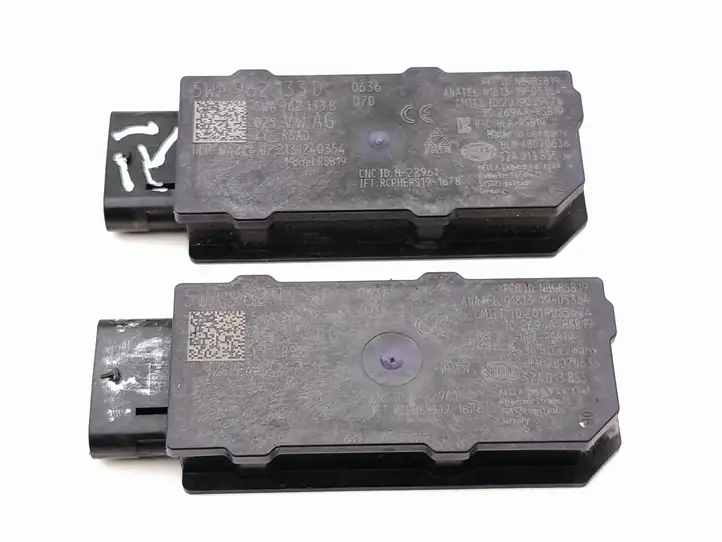 Volkswagen ID.3 (2019 - ) 5WA962133D Антенна системы Keyless — фото 2