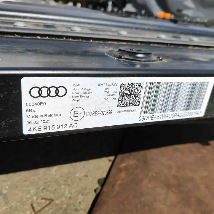 Audi Q8 (2018 - ) 4KE915912AC Аккумулятор гибридного / электрического автомобиля — фото 8