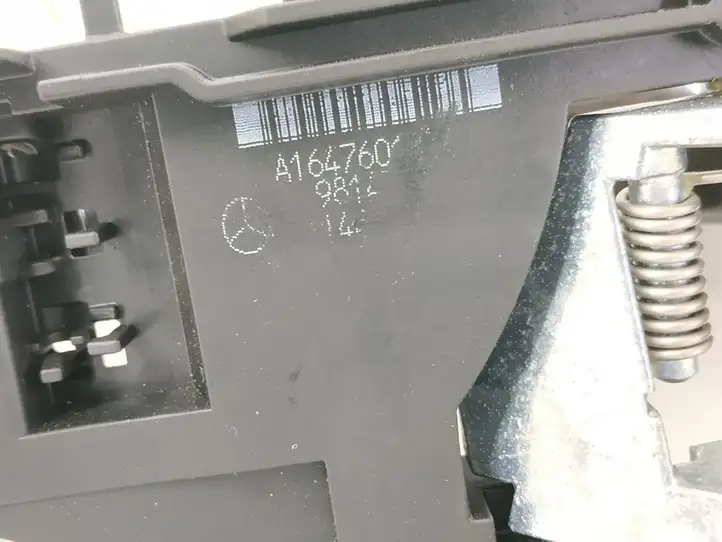 Mercedes-Benz ML W164 (2005 - 2011)   Наружная ручка