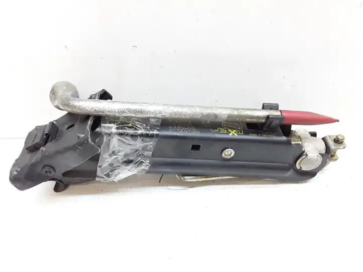 Volvo V50 (2008 - 2012) 9444572 Домкрат — фото 1