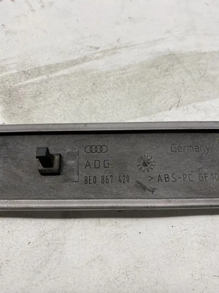 Audi A4 S4 B7 8E 8H (2004 - 2009) 8E0867420 Декоративная планка — фото 2