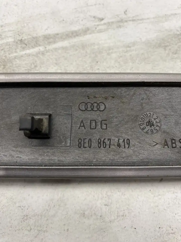Audi A4 S4 B7 8E 8H (2004 - 2009) 8E0867419 Декоративная планка — фото 3